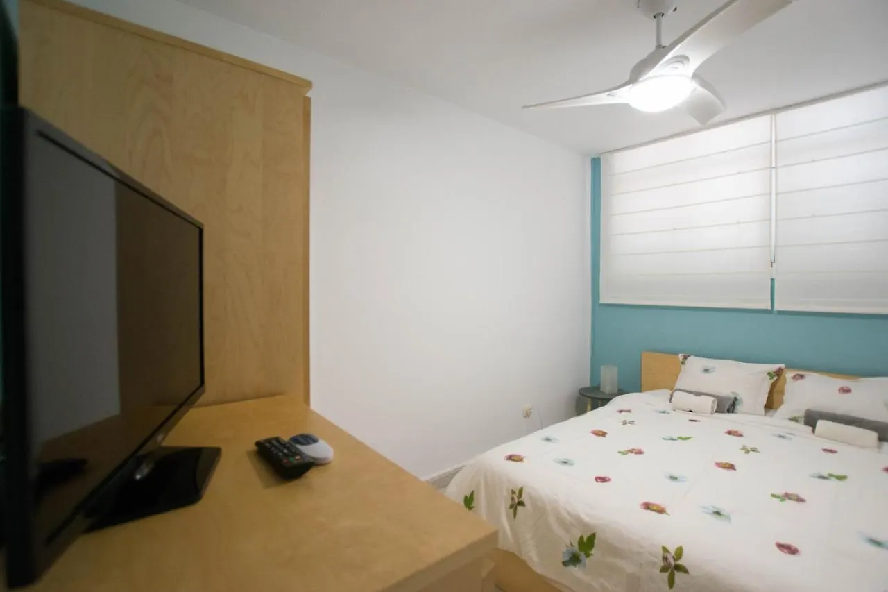 Apartment Ocean Front Property With Pool Bbq & 300Mb Wifi Candelaria Spain